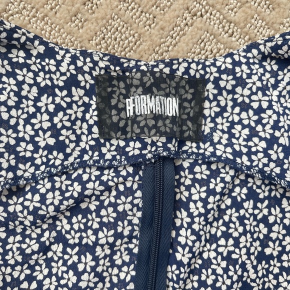 (4) Reformation Blue & White Floral Crop Top - Picture 6 of 11